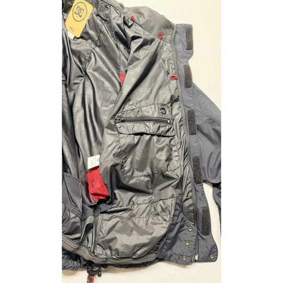 Y2K DC Snowboard Men's Black Insulated Jacket - Size M - Picture 10 of 16